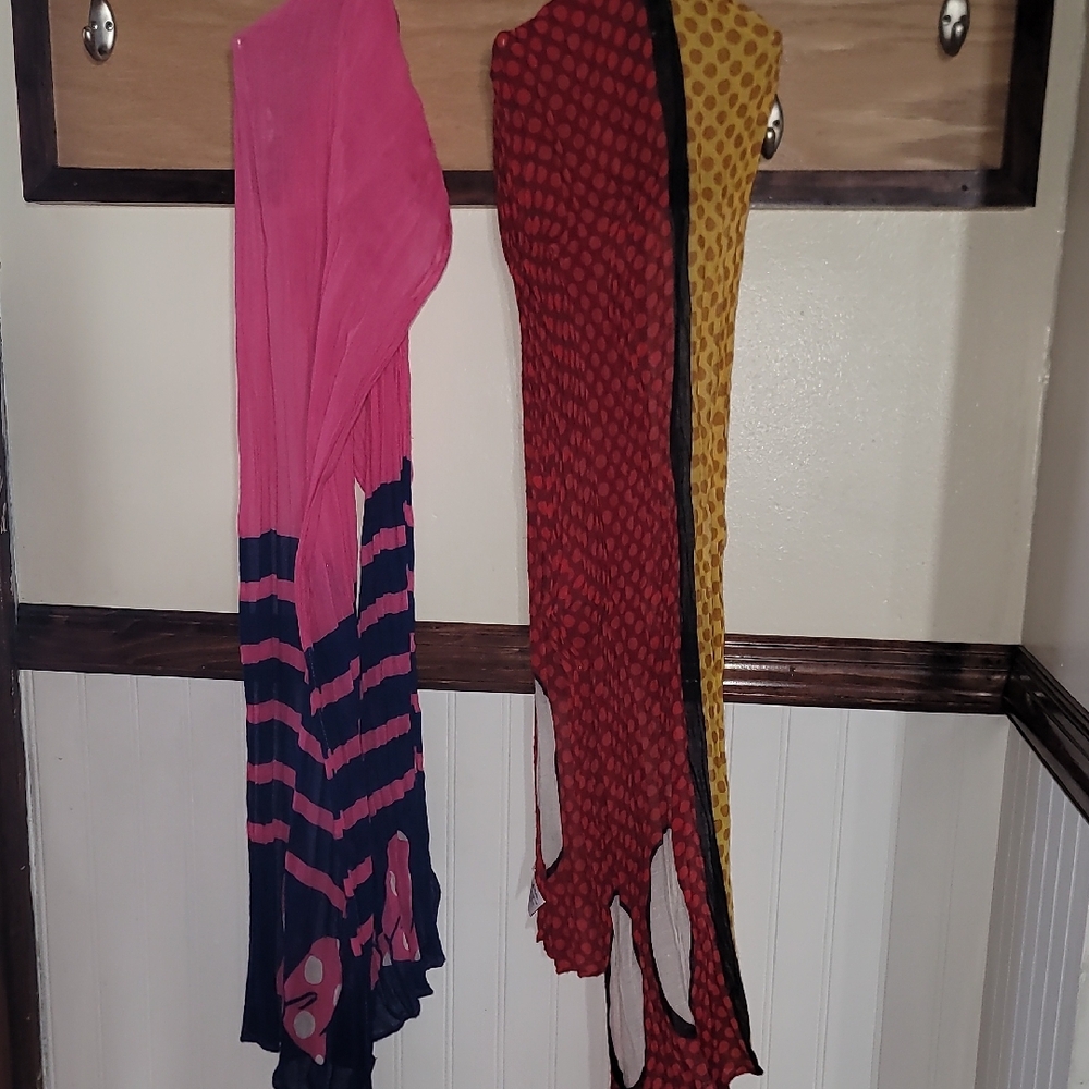 Disney Pink and Yellow Scarves Set